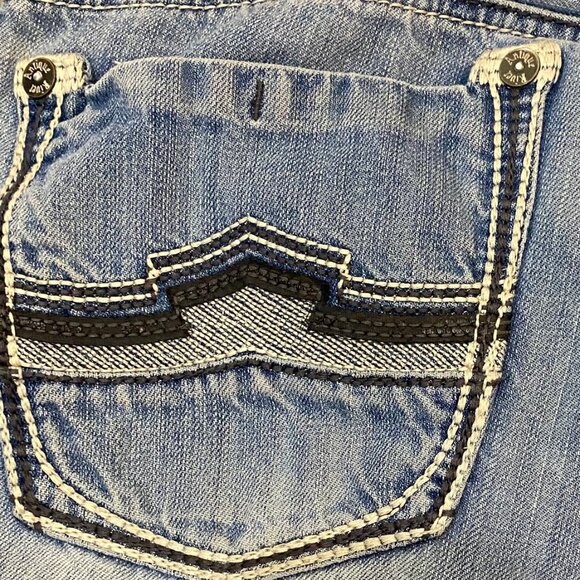 Distressed Light Wash Jeans (Size 33x30) - Picture 5 of 5